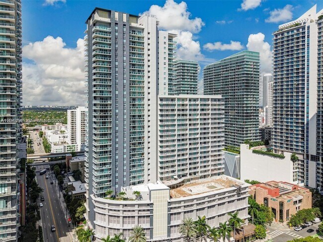 Building Photo - 1250 S Miami Ave Unit 1713