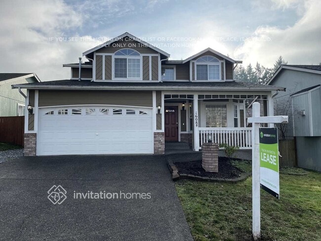 Building Photo - 1608 St Ct E