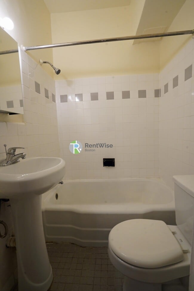 Photo - 1216 Commonwealth Ave Unit 7