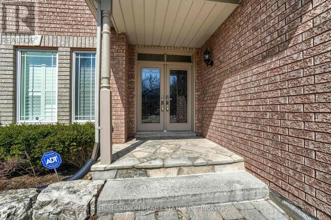 Photo - 24 Sandbanks Dr