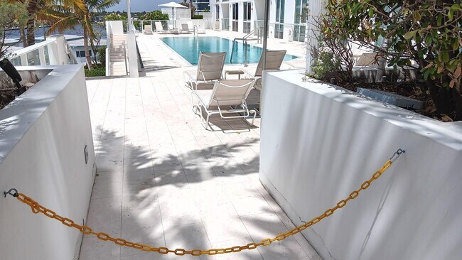 Photo - 401 N Birch Rd Unit 401