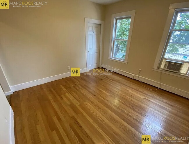 Photo - 68 Middle St