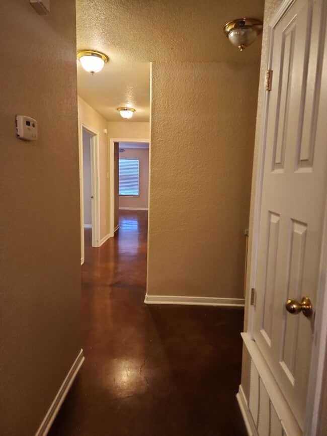 Photo - 1606 Libby Ln Unit A