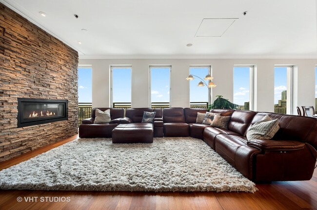 Photo - 1250 S Michigan Ave Condo Unit 2900