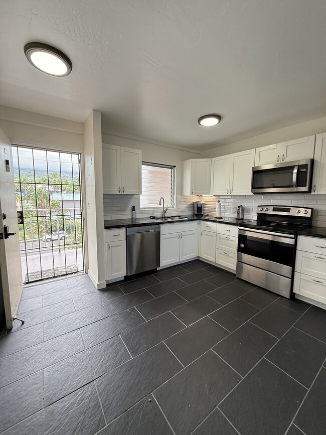 Building Photo - 75-5766-5766 Kuakini Hwy Unit 510 Rental