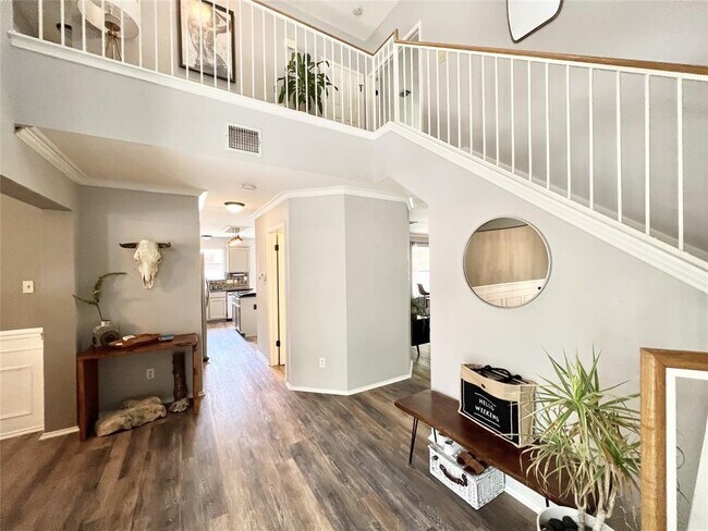 Photo - 9313 Sanford Dr