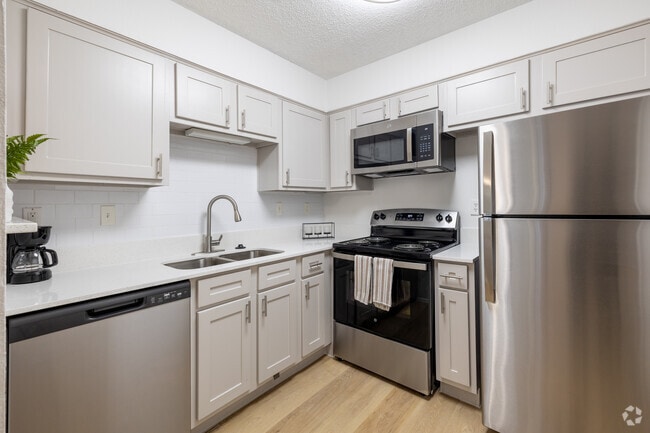 Interior Photo - Sunset Canyon Rental
