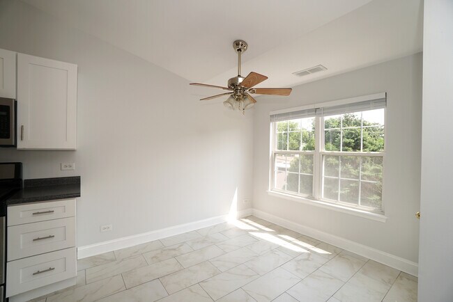 Photo - 1139 N Red Oak Cir Unidad 4