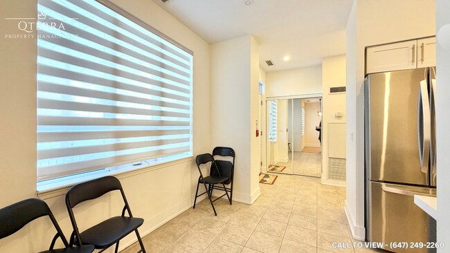 Photo - 388 Prince Of Wales Dr