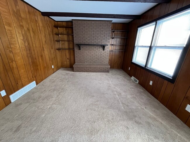 Photo - 615 Washington Ave