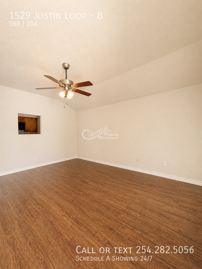 Photo - 1529 Justin Lp Unit B