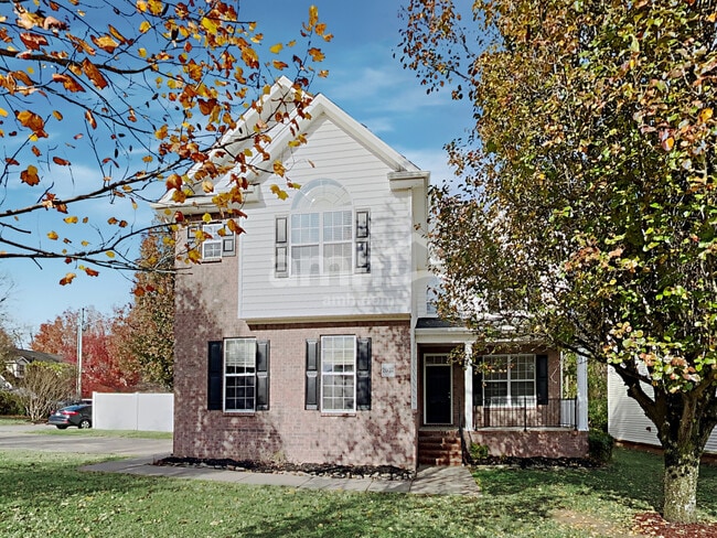 Building Photo - 2037 Aberdeen Cir