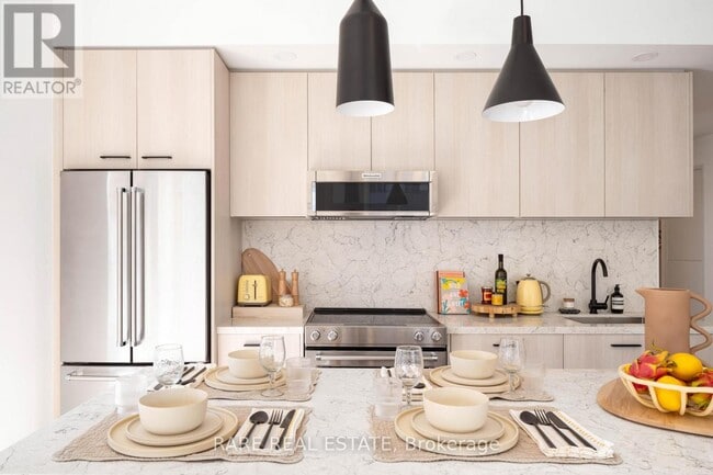 Photo - 30 Mutual St Unit 2001