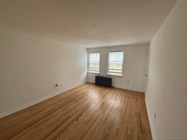 Photo - 5 Clarmore Dr Unidad 2A