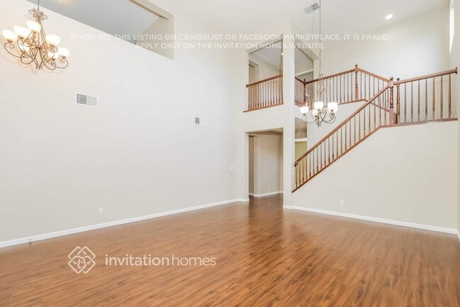 1097 Ashford Ln