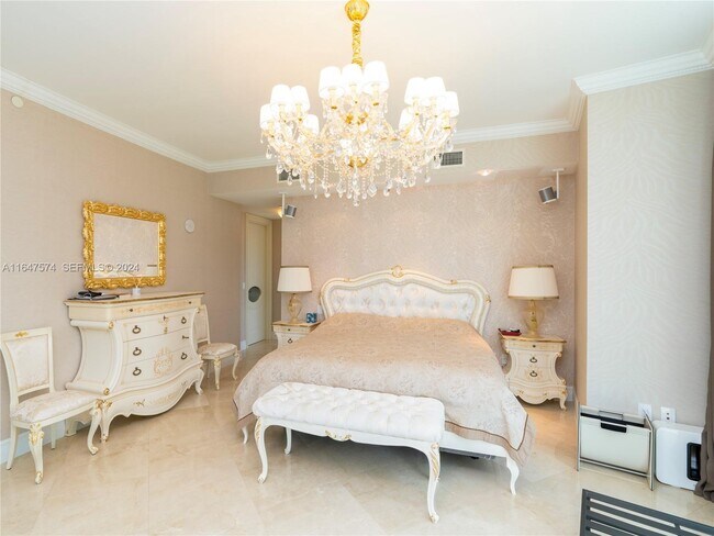 Photo - 18101 Collins Ave Unidad 601