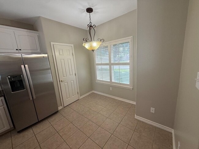 Photo - 125 Dove Ln
