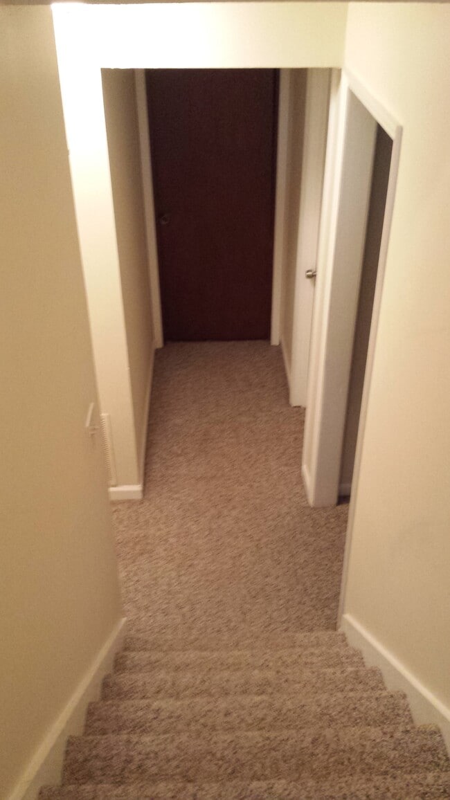 Photo - 100 Grenoble Rd