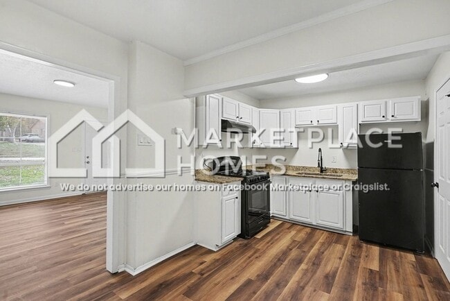 Photo - 10199 Foxfire Terrace