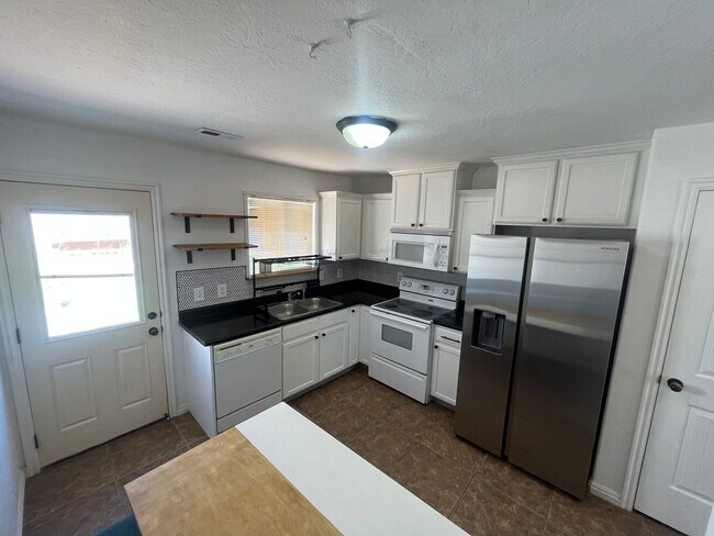 Photo - Pet Friendly Duplex in Cedar City!!!!