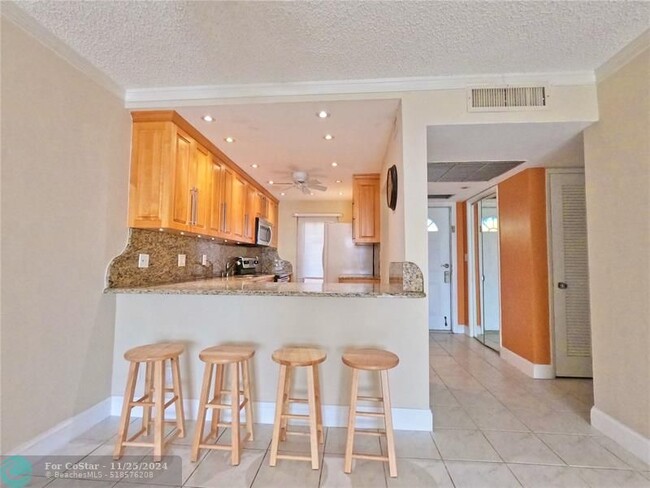 Photo - 4500 N Federal Hwy Condo Unit 305A