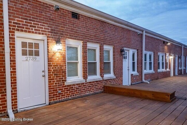 Building Photo - 2741 Isaac Pl