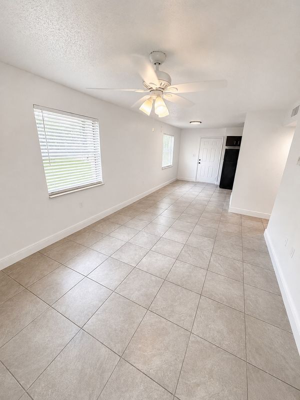 Photo - 1187 Bentley Rd Unidad 1