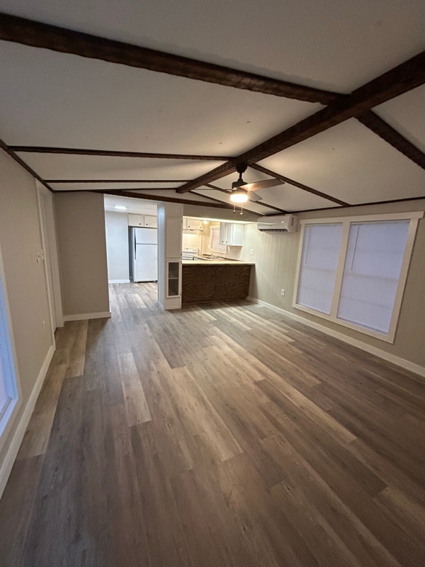 Photo - 133 Legend Ln