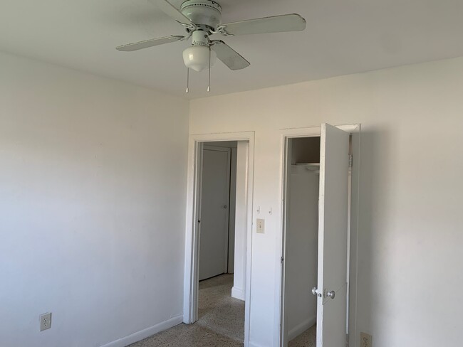 Photo - 1864 NW 21st St Unit 2