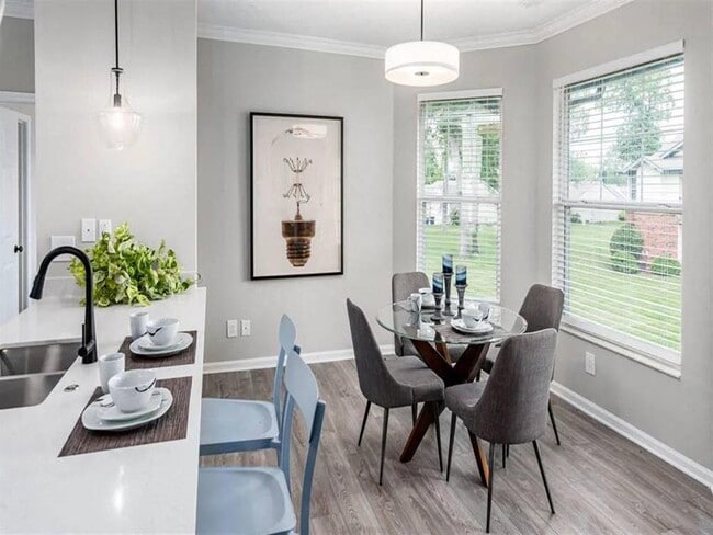 Photo - Elevate on Main