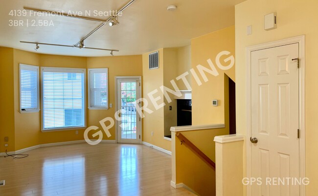 Photo - 4139 Fremont Ave N
