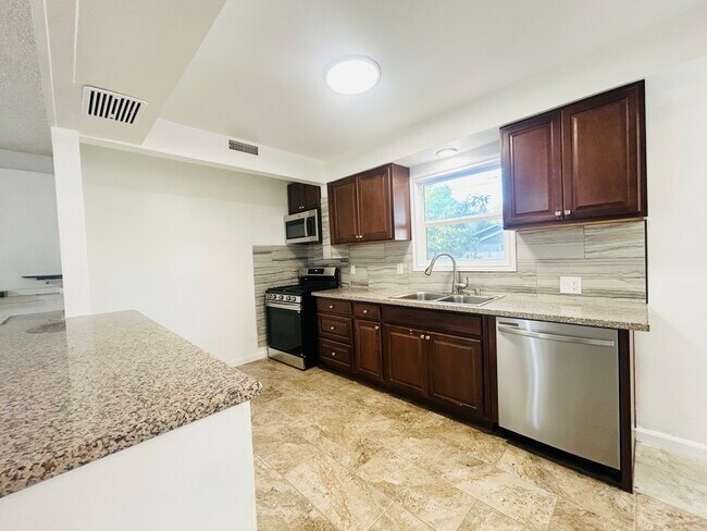 17750 Valerio St Unit 17750