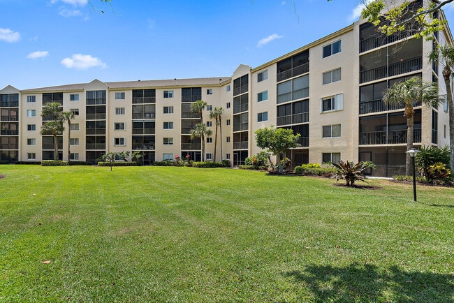 Photo - 275 Palm Ave Unit C203