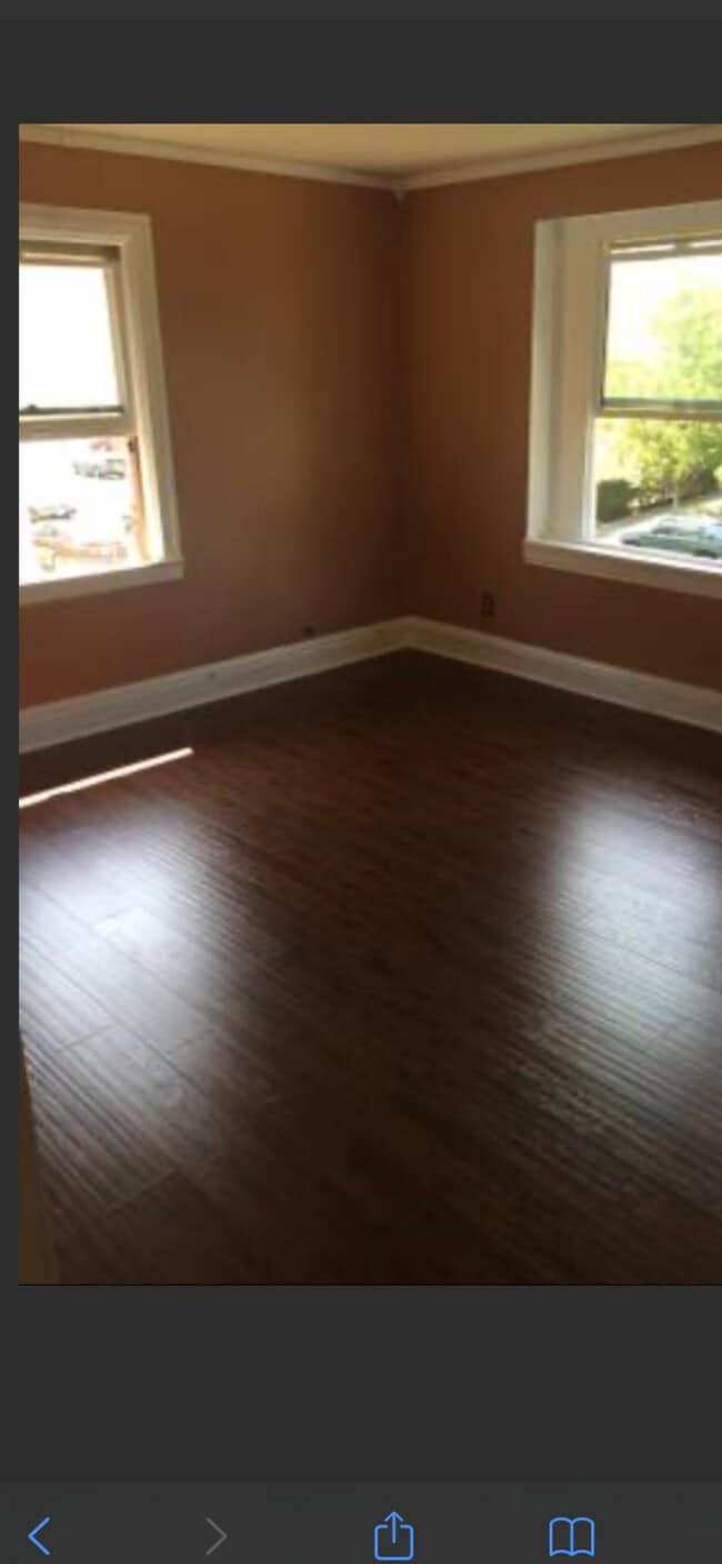 Upstairs bedroom - 1727 24th W St