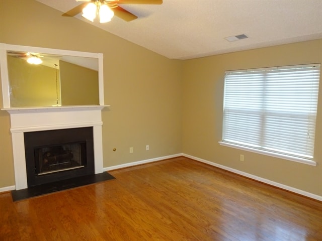 Photo - 2275 Dresden Grn NW