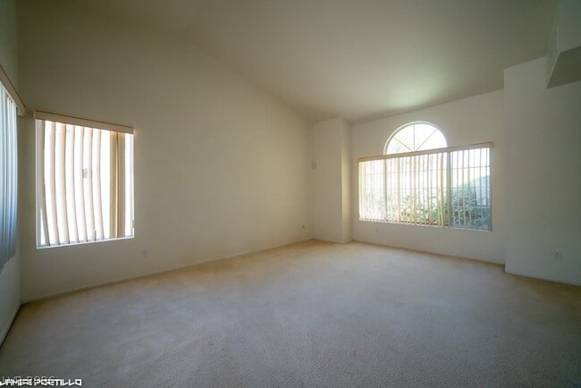 Photo - 910 Hollowbluff Ave
