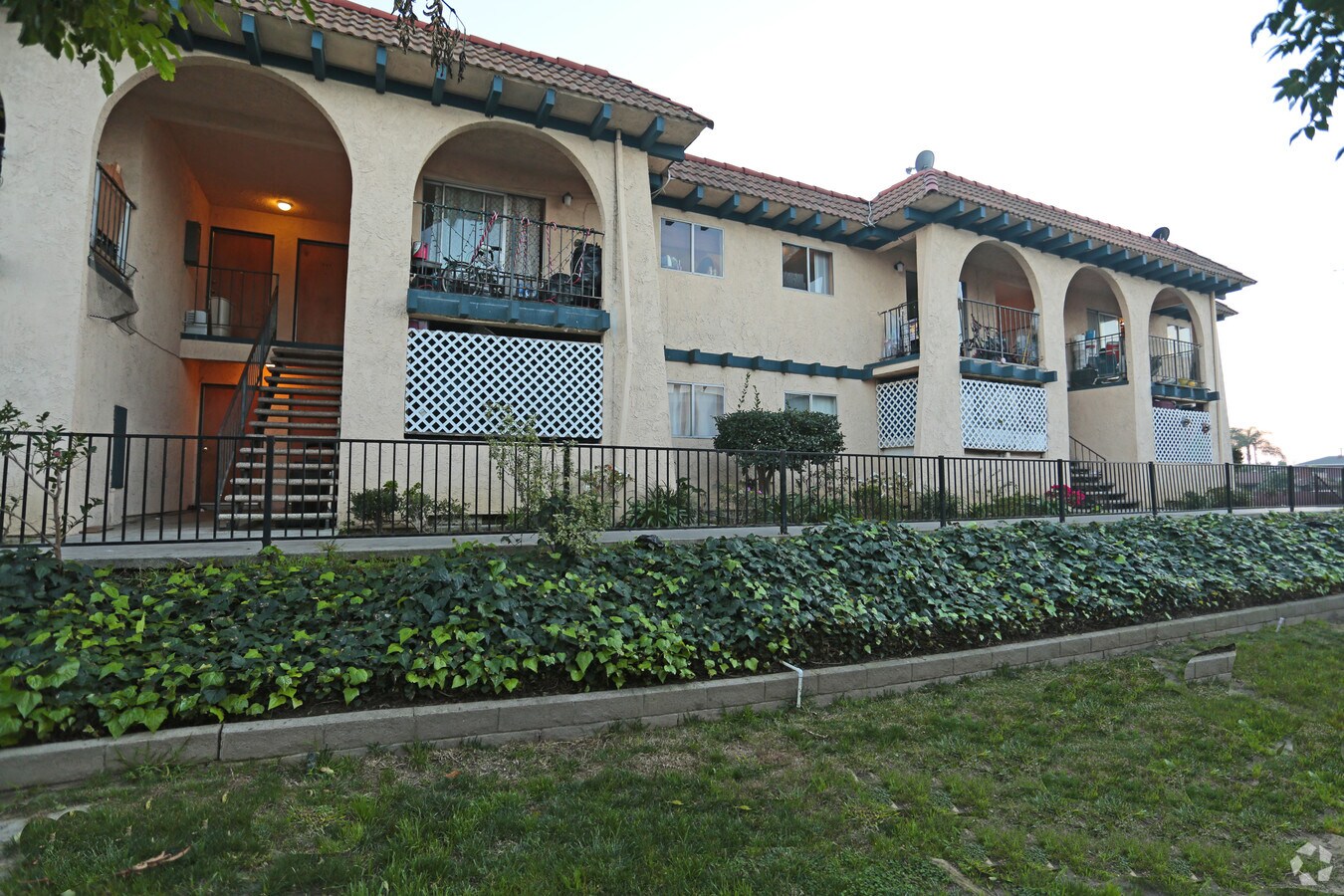 Photo - La Lanne Apartments