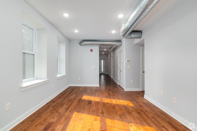 3BR, 2.5BA - 1,400SF - Living Room