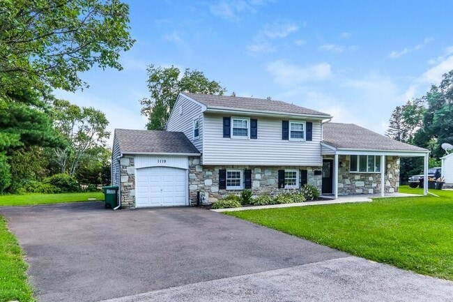 Photo - 1119 Banes Rd House