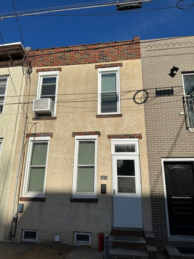 FRONT OF HOUSE - STREET VIEW - 3172 Chatham St Townhome