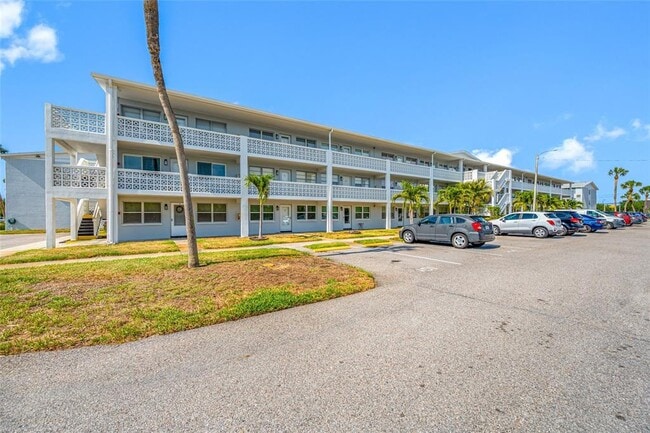 Building Photo - 1001 77th Ave N Unit 308