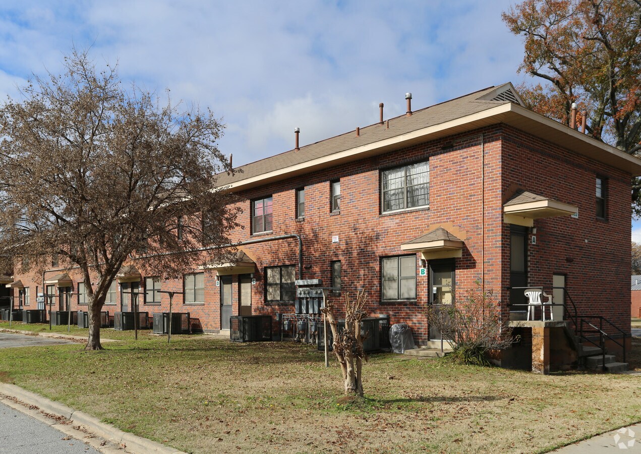 Photo - Booker T. Washington Apartments