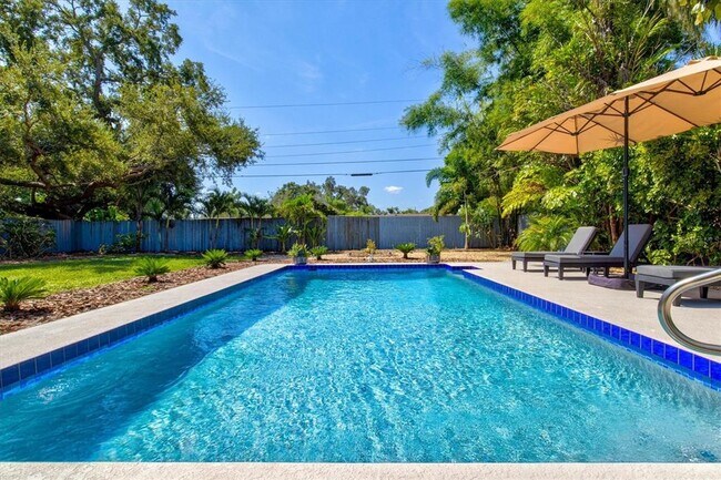 2650 Davis Blvd