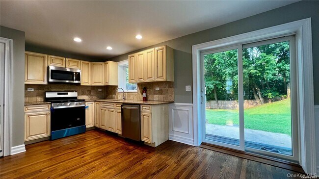 Photo - 117 Summers St