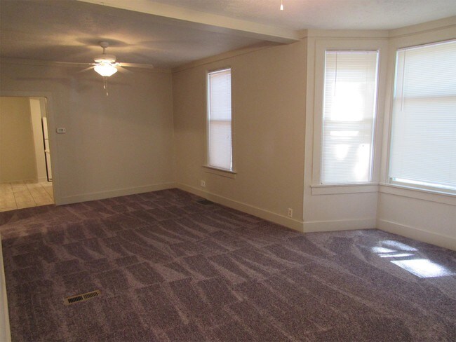 Photo - 421 S Eleventh St