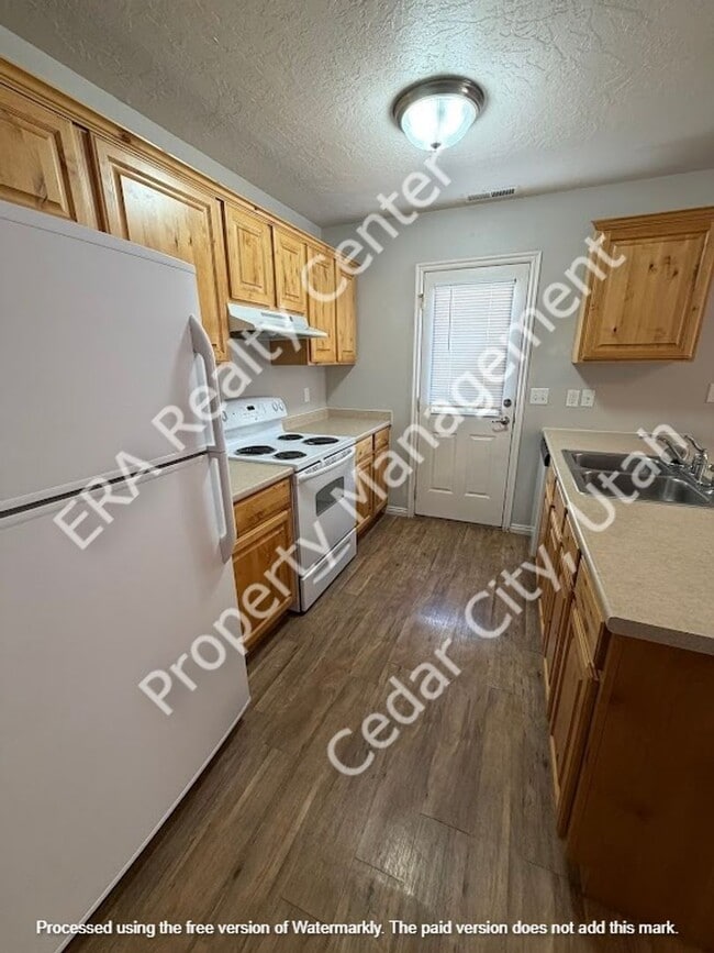 Photo - 3 bed 2 bath - Twin Home