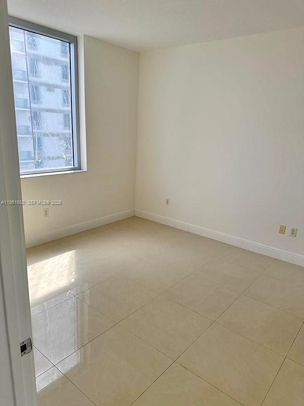 Photo - 1050 Brickell Ave Unit 3008