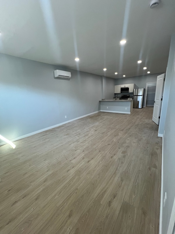 Photo - 3982 Superior Ave Unit 1W