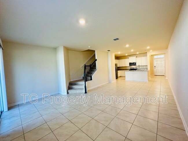 Photo - 70 Oarsman Xing Dr