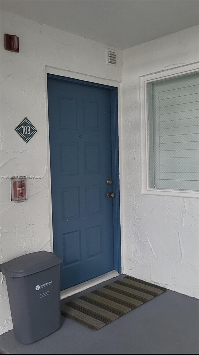 Building Photo - 4555 NW 99th Ave Unit 103 Rental